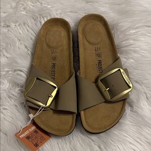 PROJECT CLOUD Taupe Slides with Brushed Gold Buckles size 9 brand new